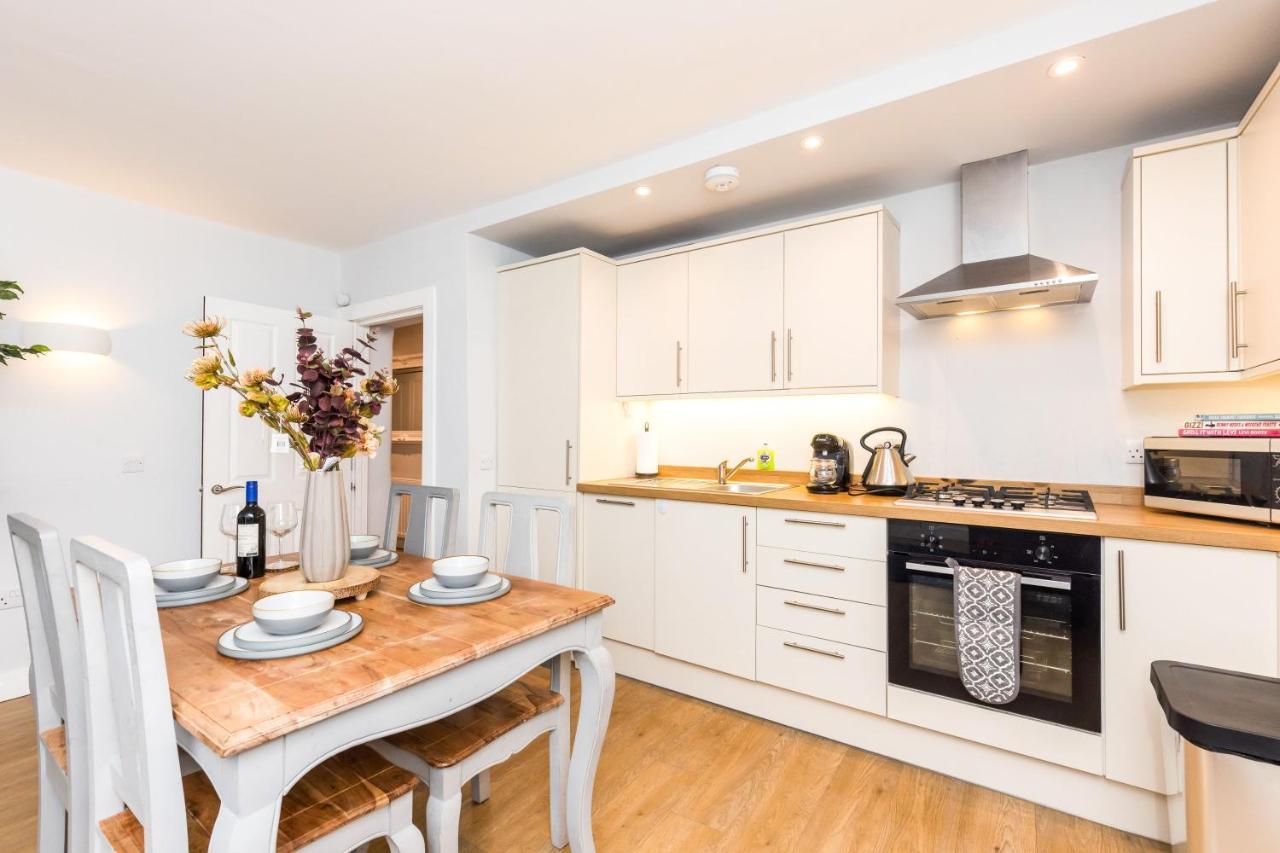 Luxury Modern 3 Bedroom Apartment In City Centre Единбург Екстер'єр фото